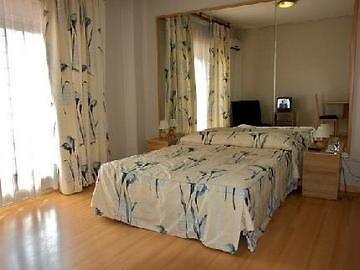 Apartments Europa Barcelona Zewnętrze zdjęcie