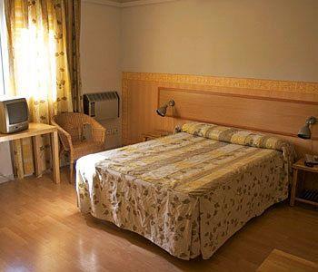 Apartments Europa Barcelona Zewnętrze zdjęcie